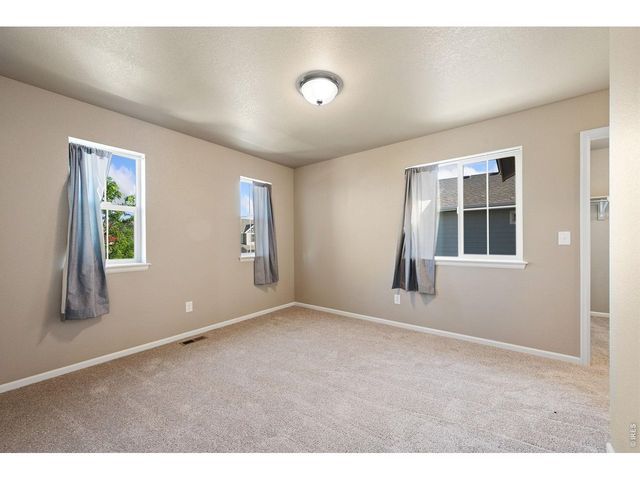 4097 Mandall Lakes Dr, Loveland, CO 80538