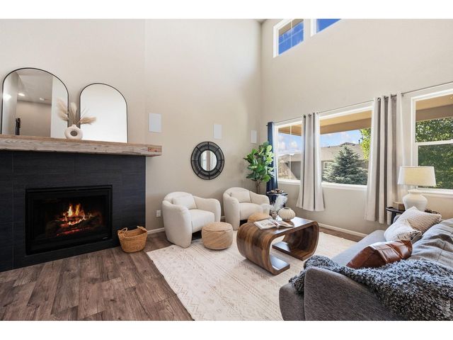 4097 Mandall Lakes Dr, Loveland, CO 80538