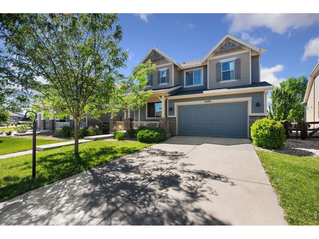 4097 Mandall Lakes Dr, Loveland, CO 80538