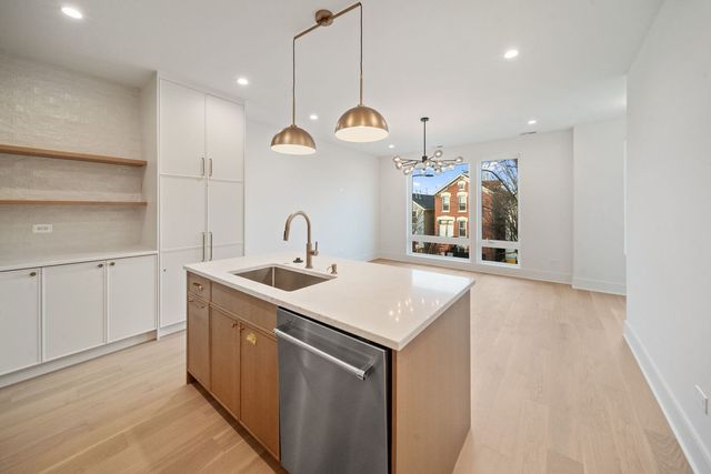 1931 S Jefferson Street 4N, Chicago, IL 60616