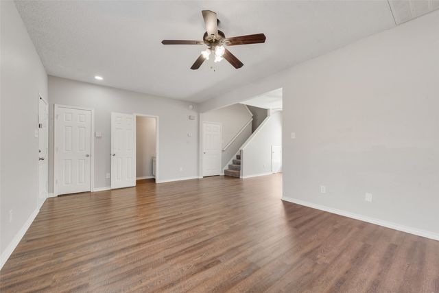 9406 Chimneywood Drive, Rowlett, TX 75089