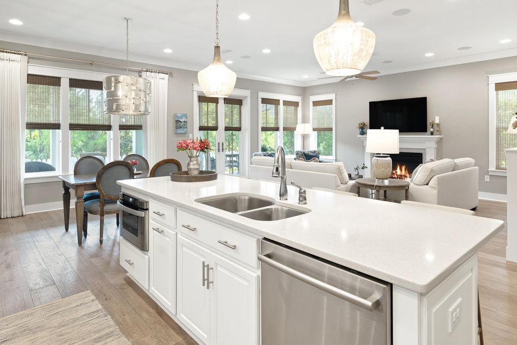 Image 6 of property listing at 246 Trailhead Drive, Watersound, FL 32461