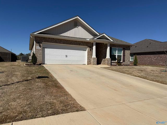 113 Hazel Pine Trail, Hazel Green, AL 35750