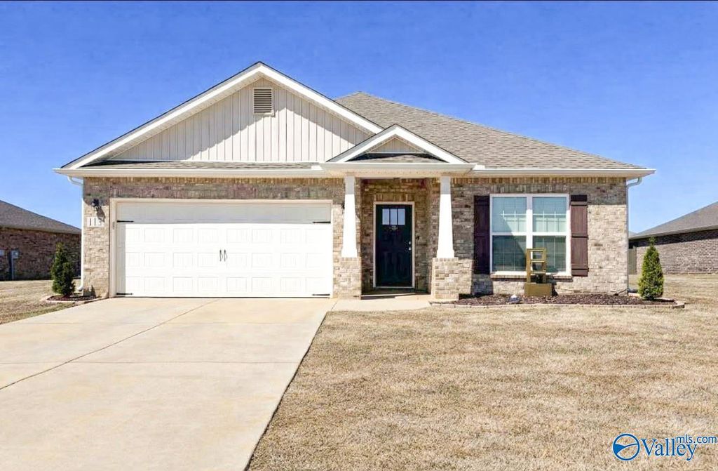 113 Hazel Pine Trail, Hazel Green, AL 35750