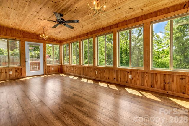 38 Chadwick Wade Drive, Asheville, NC 28804