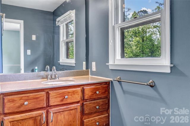 38 Chadwick Wade Drive, Asheville, NC 28804