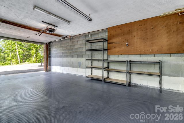 38 Chadwick Wade Drive, Asheville, NC 28804