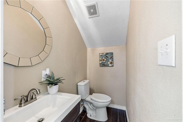 4201 Country Street, Edinburg, TX 78541