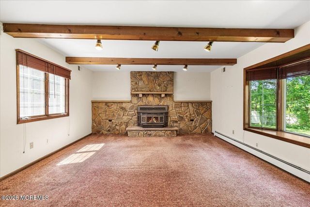 730 Woodchuck Lane, Toms River, NJ 08755