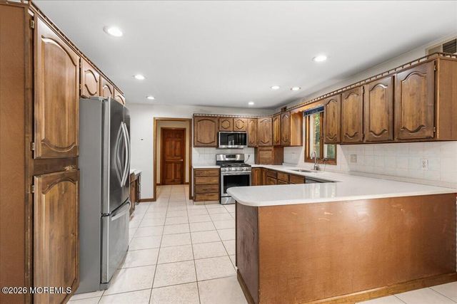730 Woodchuck Lane, Toms River, NJ 08755