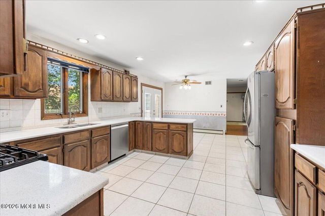 730 Woodchuck Lane, Toms River, NJ 08755