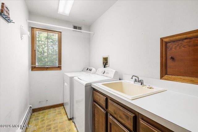 730 Woodchuck Lane, Toms River, NJ 08755