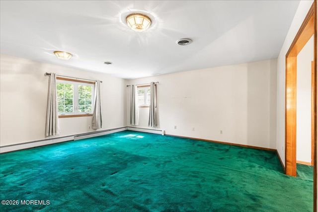 730 Woodchuck Lane, Toms River, NJ 08755