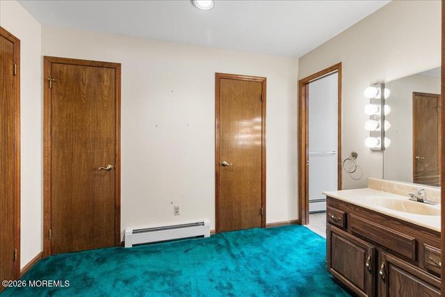 730 Woodchuck Lane, Toms River, NJ 08755