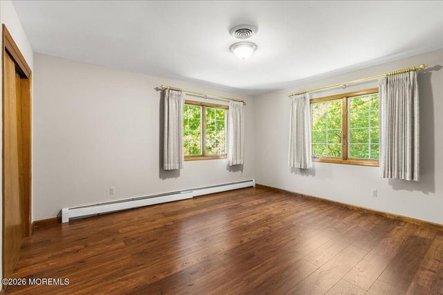 730 Woodchuck Lane, Toms River, NJ 08755