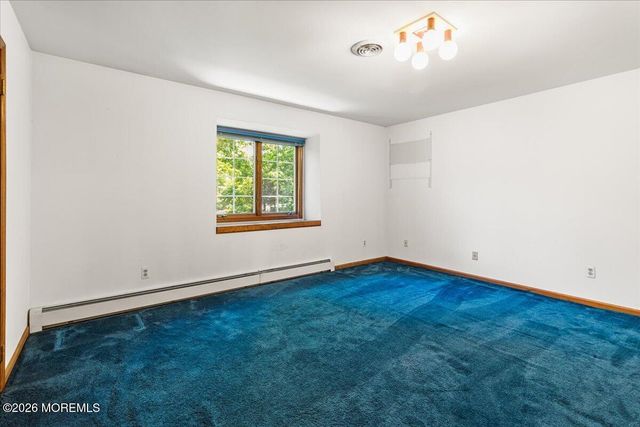 730 Woodchuck Lane, Toms River, NJ 08755