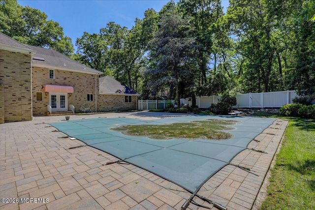 730 Woodchuck Lane, Toms River, NJ 08755