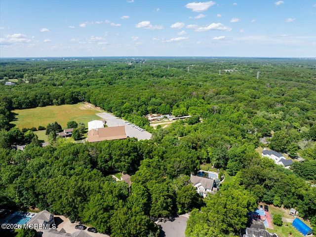 730 Woodchuck Lane, Toms River, NJ 08755
