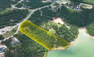 29 Cimmarron Bay Drive, Runaway Bay, TX 76426