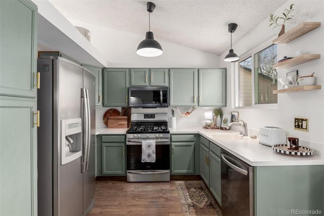 119 S Pembrook Street, Castle Rock, CO 80104