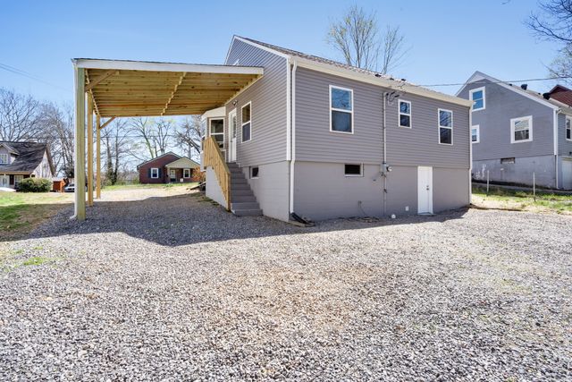 832 Richardson St, Clarksville, TN 37040