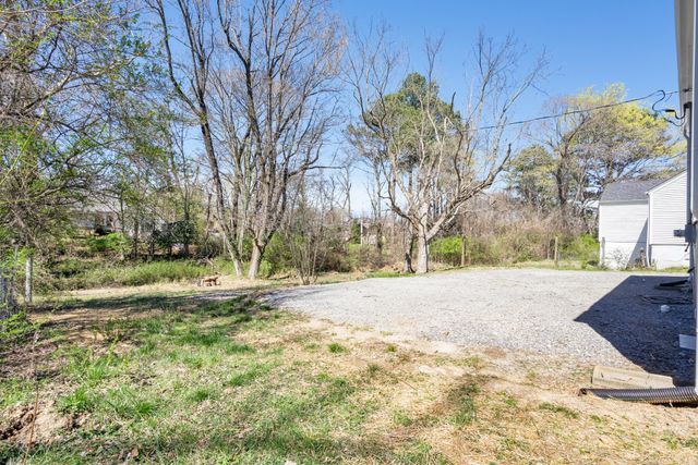 832 Richardson St, Clarksville, TN 37040