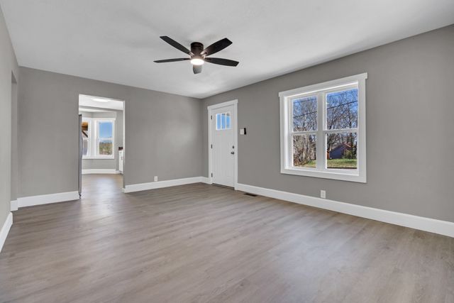 832 Richardson St, Clarksville, TN 37040