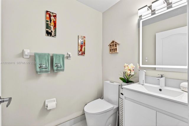 11115 W Okeechobee Rd 123, Hialeah Gardens, FL 33018