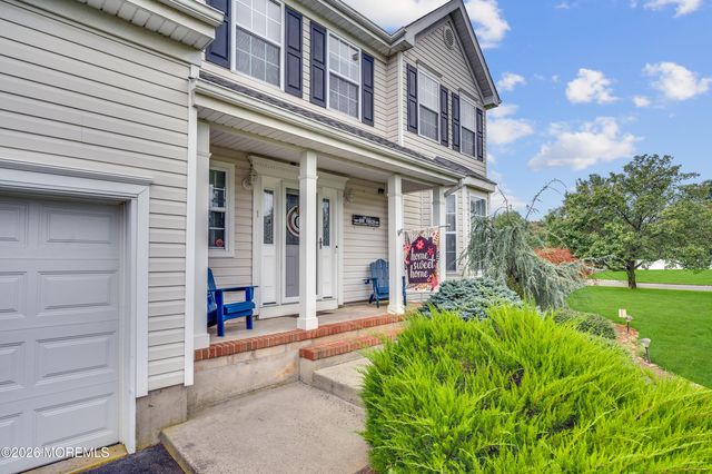 1 Blue Jay Court, Jackson, NJ 08527