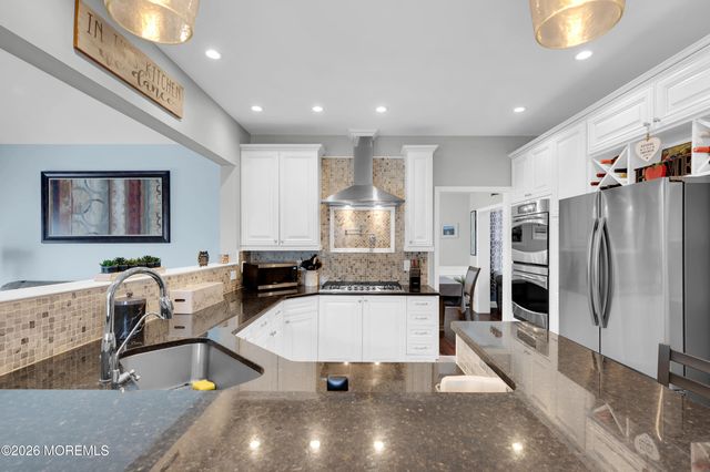 1 Blue Jay Court, Jackson, NJ 08527