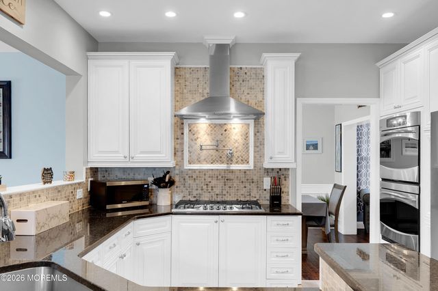 1 Blue Jay Court, Jackson, NJ 08527