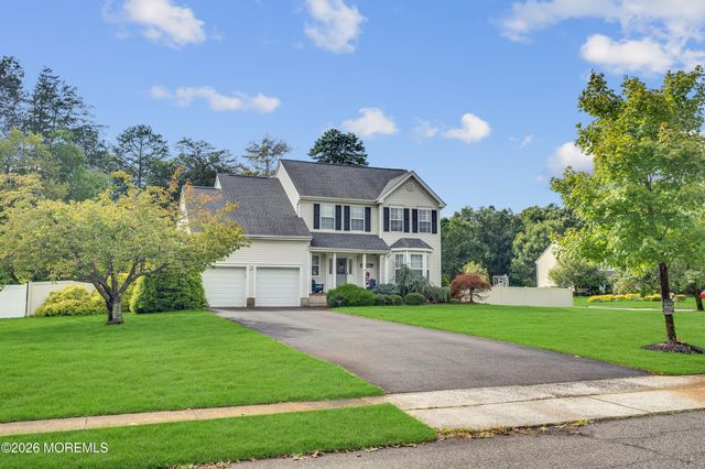 1 Blue Jay Court, Jackson, NJ 08527