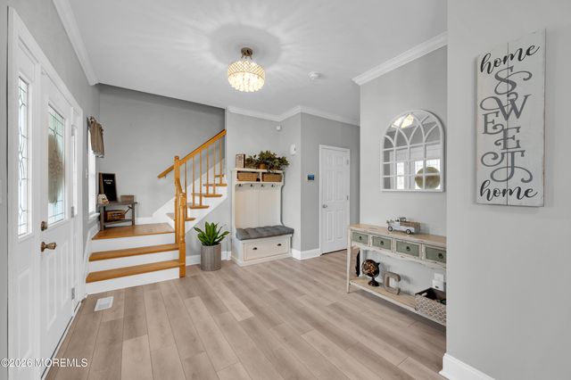 1 Blue Jay Court, Jackson, NJ 08527