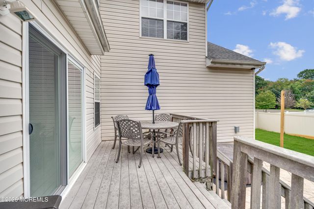 1 Blue Jay Court, Jackson, NJ 08527