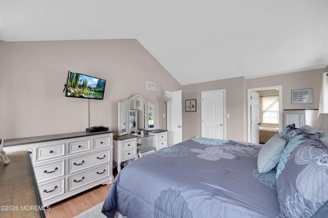 1 Blue Jay Court, Jackson, NJ 08527