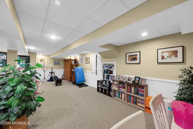 1 Blue Jay Court, Jackson, NJ 08527