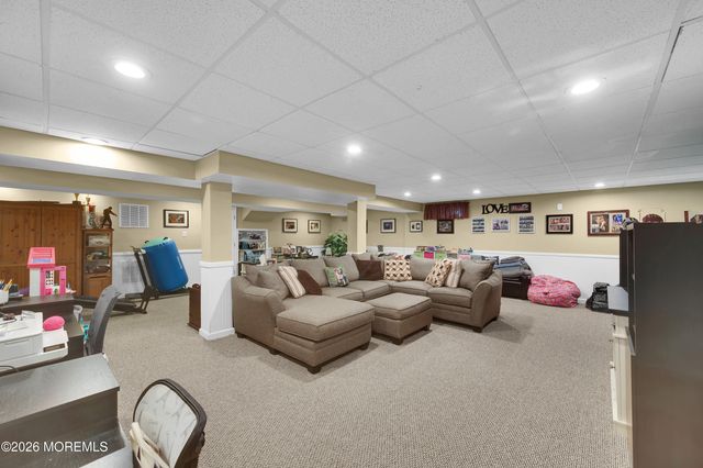 1 Blue Jay Court, Jackson, NJ 08527