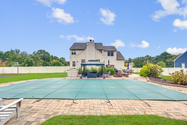 1 Blue Jay Court, Jackson, NJ 08527