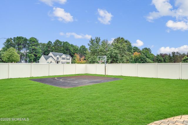 1 Blue Jay Court, Jackson, NJ 08527