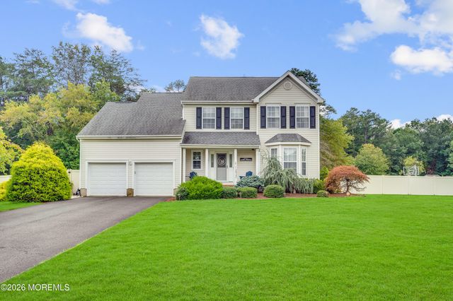 1 Blue Jay Court, Jackson, NJ 08527