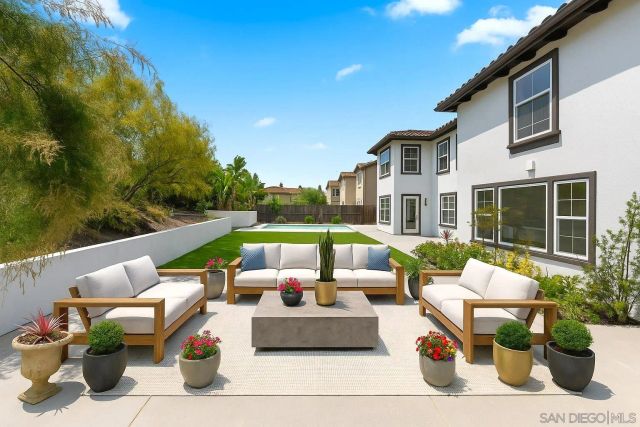 1120 Championship Rd, Oceanside, CA 92057