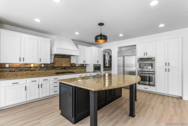 1120 Championship Rd, Oceanside, CA 92057