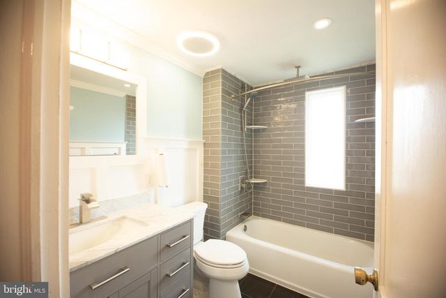 3228 TOM SWEENEY DR, Brookhaven, PA 19015