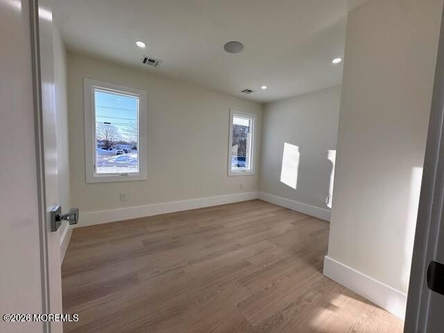 7 Whalepond Road, Oakhurst, NJ 07755