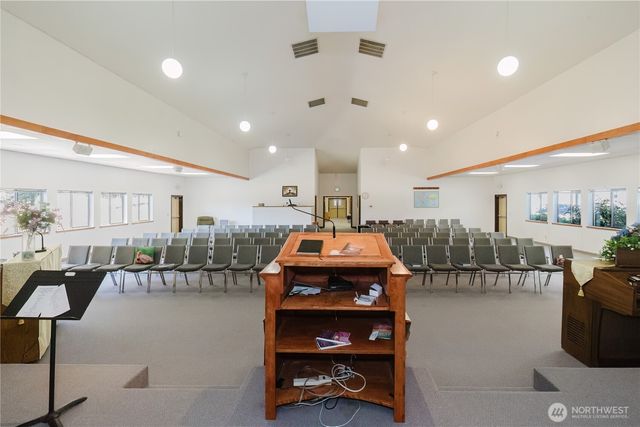 6869 Central Valley Road NE, Bremerton, WA 98311