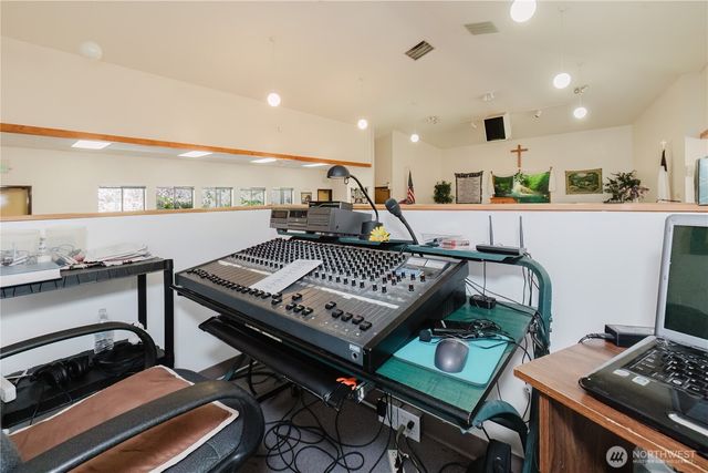 6869 Central Valley Road NE, Bremerton, WA 98311
