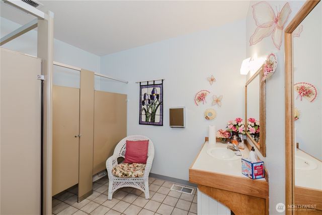 6869 Central Valley Road NE, Bremerton, WA 98311
