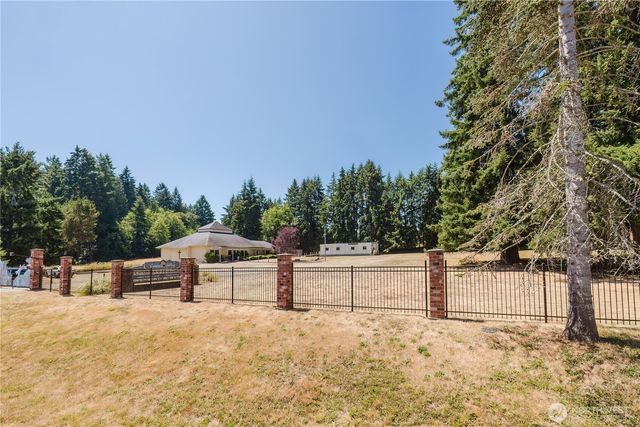 6869 Central Valley Road NE, Bremerton, WA 98311