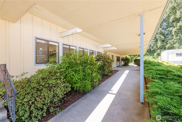 6869 Central Valley Road NE, Bremerton, WA 98311