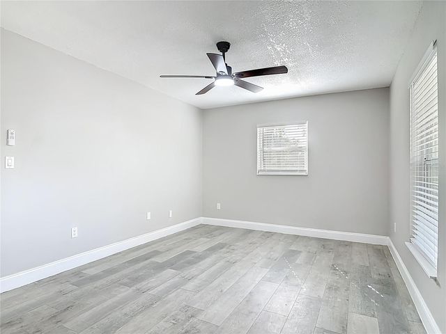 31440 PRESTWICK AVENUE, Sorrento, FL 32776